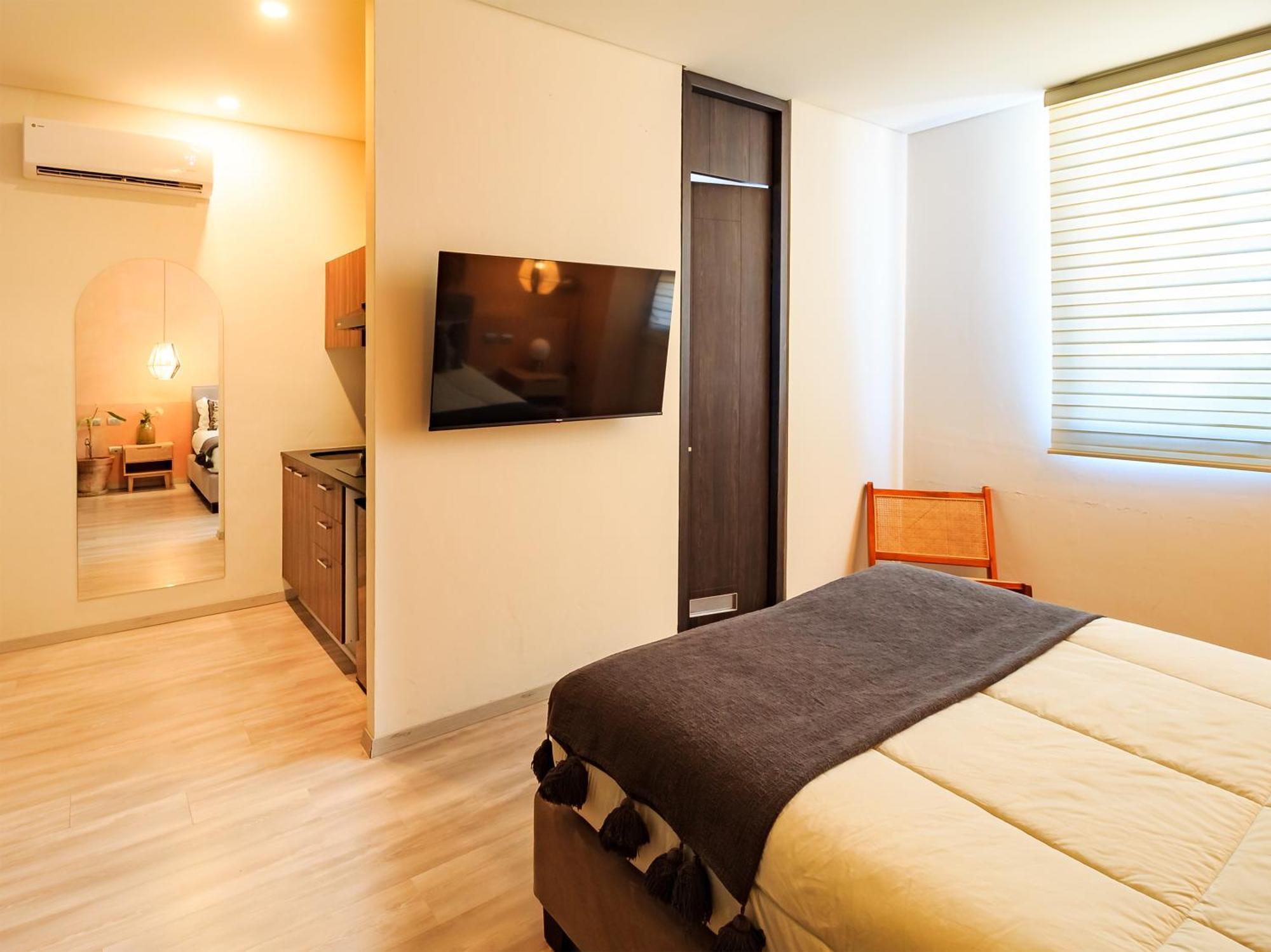 Tribu Sonata With Pool Apartment Гуадалахара Екстериор снимка